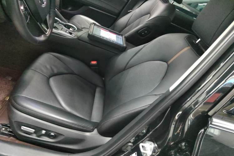 Used Toyota Camry 2023 2.0G Luxury Edition Left Front Seat