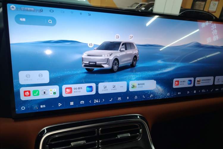 Used Geely Galaxy M9 2025 Model 210km Four-Wheel-Drive Leading Edition
