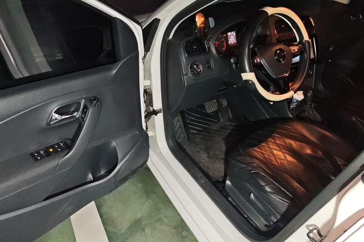 Used Volkswagen Polo 2018 1.5L Automatic Enjoyment Model Driver Seat