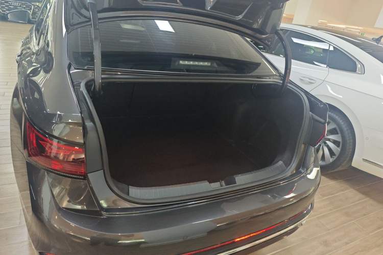 Used Volkswagen Sagitar 2023 300TSI DSG Excellence Edition Trunk