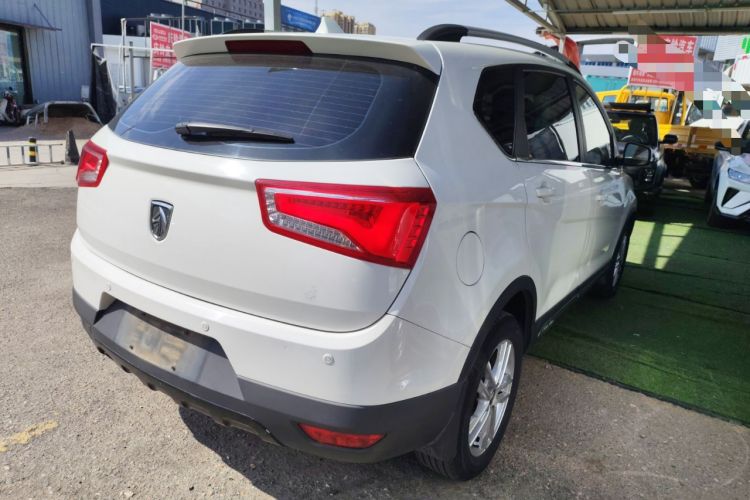 Used Baojun 560 2015 1.8L manual Comfort trim level Rear Right 45 Deg