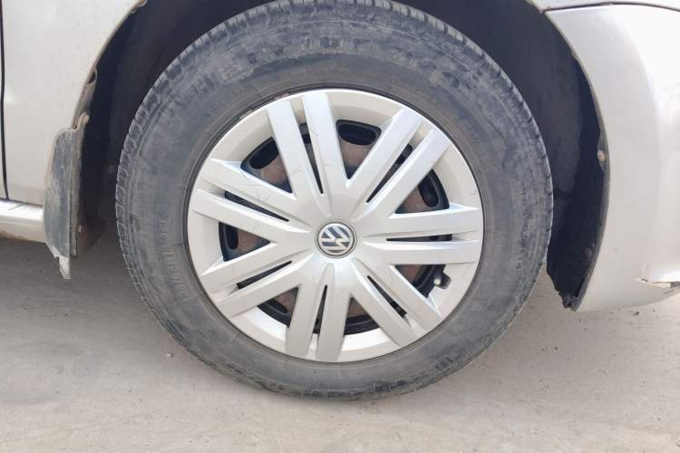 Used Volkswagen Polo 2014 1.4L Manual Fashion Edition