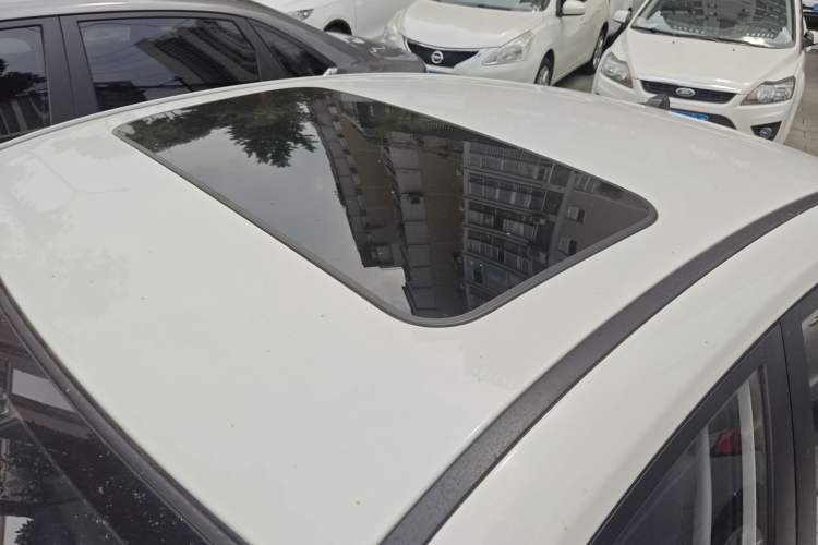 Used Kia K2 2017 Sedan 1.4L Automatic Transmission 15th Anniversary Special Edition GLS