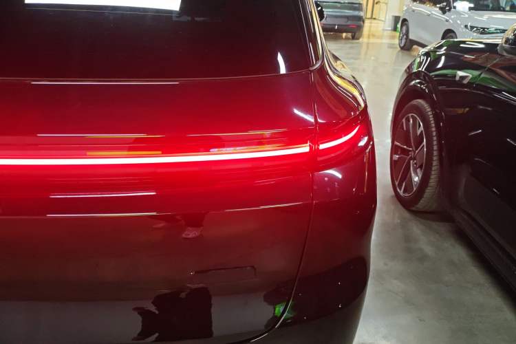 Used Li Auto L6 2024 Pro Model Right Rear Taillight