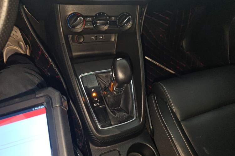 Used MG ZS 2018 1.5L Automatic Luxury Edition China V Standard