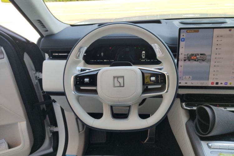 Used Zeekr 9X 2025 Hyper Edition Steering Wheel