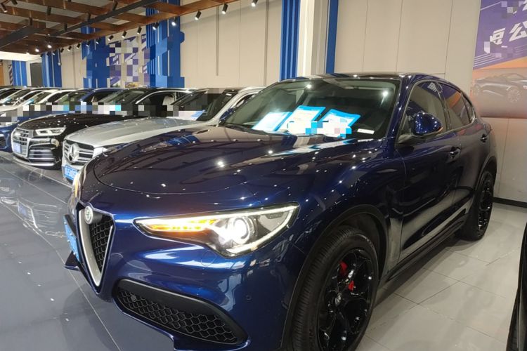 Used Alfa Romeo Stelvio 2017 2.0T 200HP Elite Edition