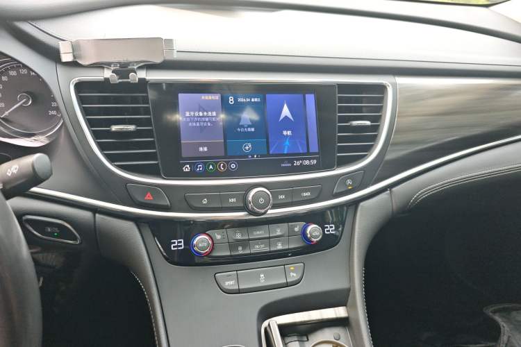 Used Buick LaCrosse 2022 652T Luxury Version Audio And AC Panel