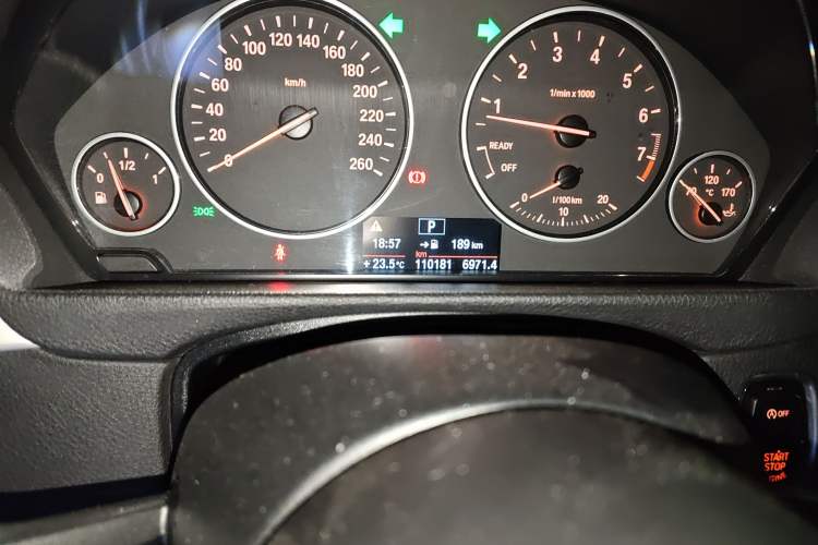 Used BMW 3 Series GT 2013 320i Leading Model