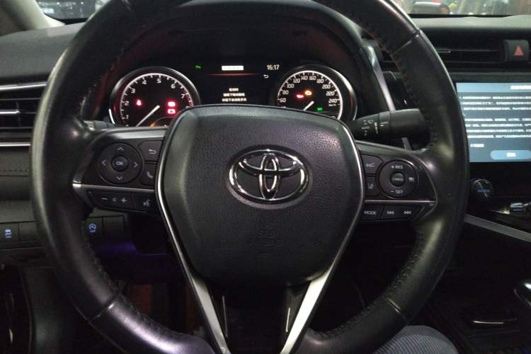 Used Toyota Camry 2019 Revised Version 2.0G Luxury Edition