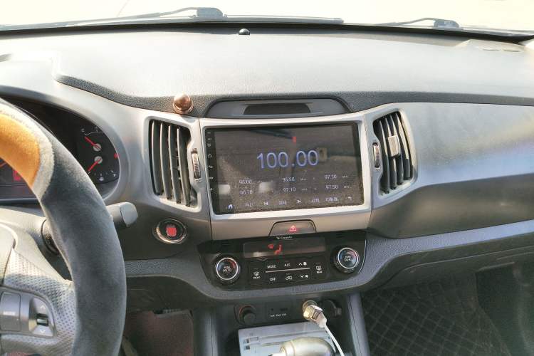 Used Kia Sportage R 2012 2.0L Automatic Two-Wheel Drive GLS
