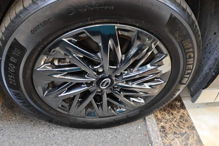 Used GAC Trumpchi Xiangwang M8 2025 Kunkun Series Ultra First-Class Cabin
