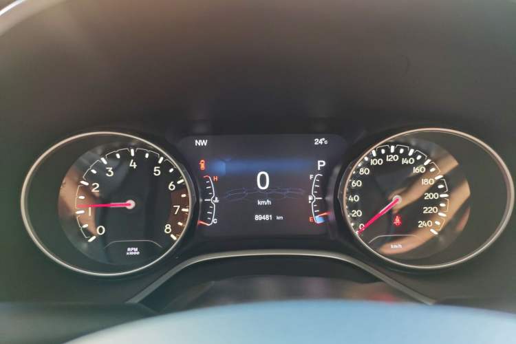 Used Jeep Compass 2017 200T Automatic Family Edition
