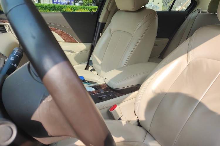 Used Buick LaCrosse 2013 2.4L SIDI Leading Comfort Version
