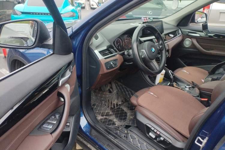 Used BMW X1 2021 Restyled sDrive25Li Leading Edition Driver Seat