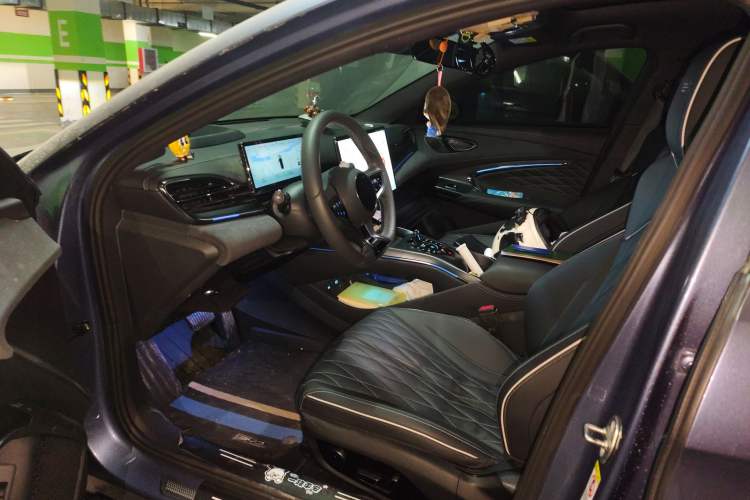 Used BYD Seal 2022 700 km Long-Range Rear-Wheel-Drive Version