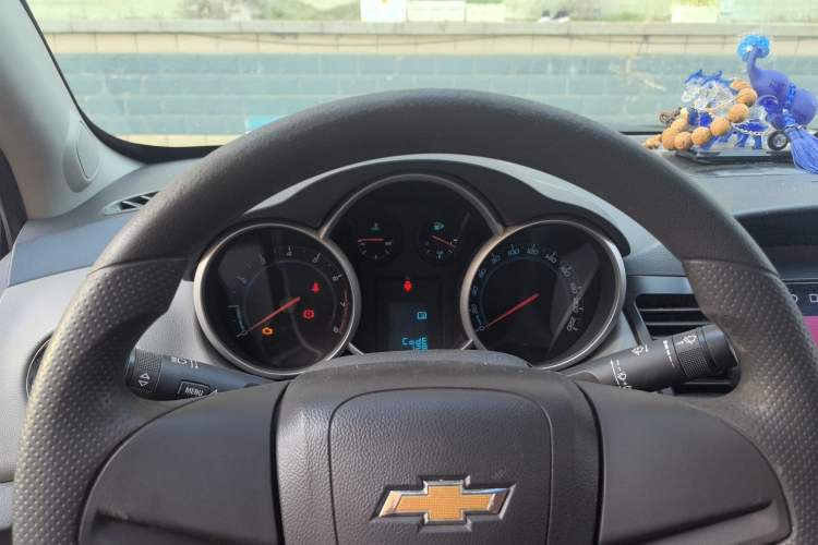 Used Chevrolet Cruze 2013 1.6L SL Sunroof Edition MT
