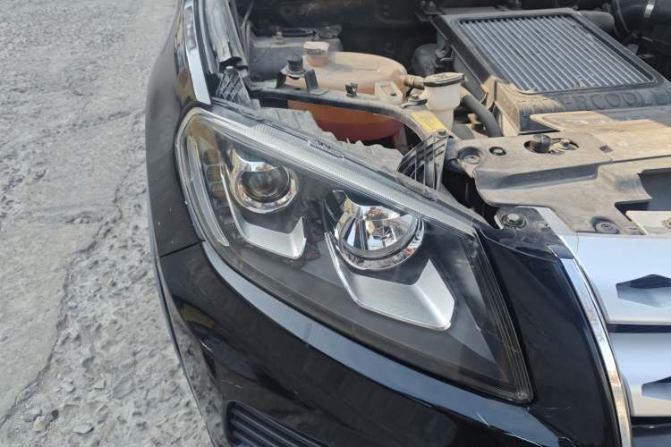 Used Yema T70 2016 Upgraded Model 1.5T Manual Leading Version