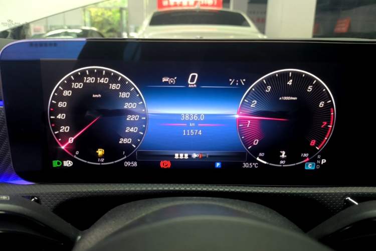 Used Mercedes-Benz A-Class 2025 A 200 L Fashion Model
