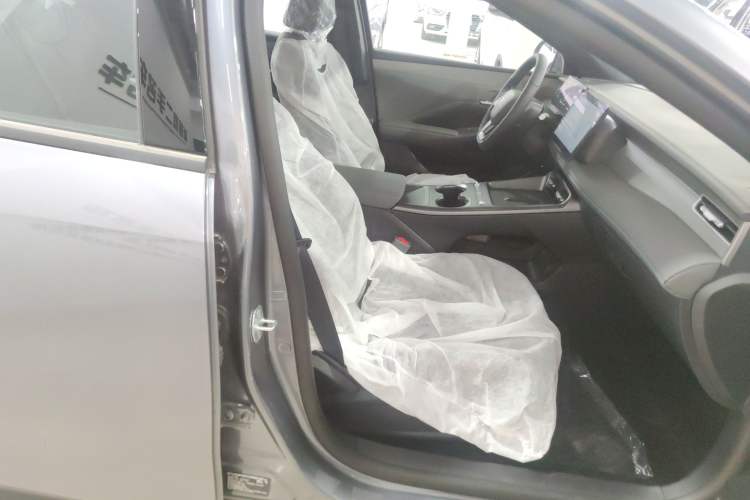 Used BYD Qin PLUS 2026 DM-i 128KM Progressive Model Right Front Seat