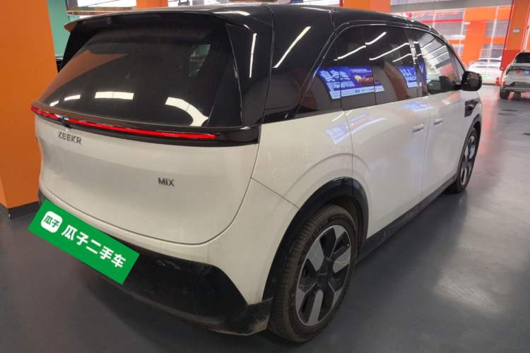 Used Zeekr MIX 2025 Intelligent Driving Version
