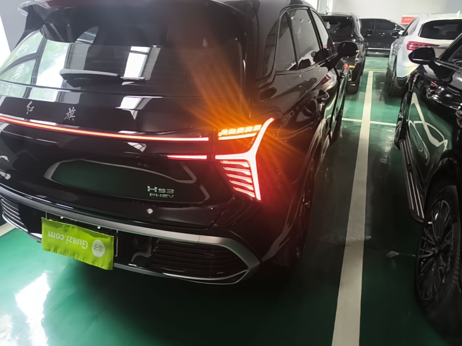 Hongqi HS3 PHEV 2025 Model 125km Jingwei PLUS 2 Millionth Anniversary Edition — снимка 9