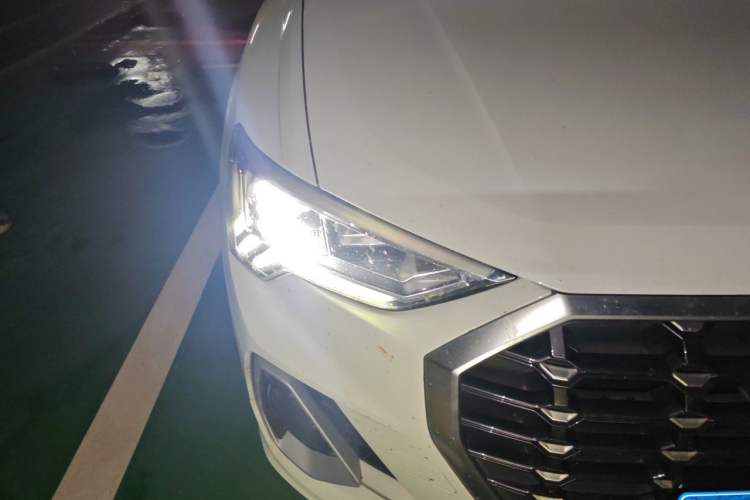 Used Audi Q3 2019 40 TFSI Fashion Dynamic Model