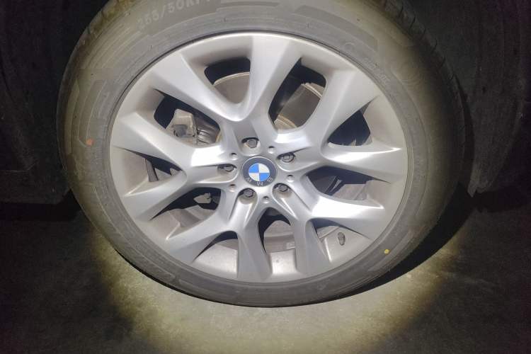 Used BMW X5 2011 xDrive35i Leading Model
