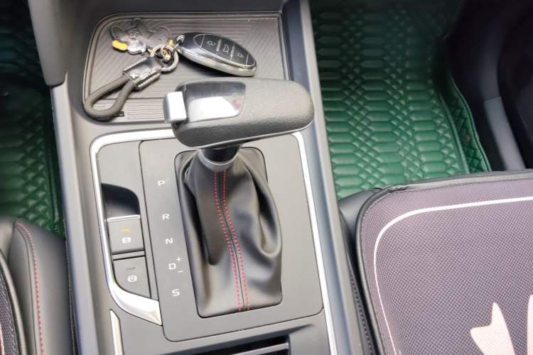 Used Bestune T55 2023 1.5T Automatic Leap Model Gear Lever