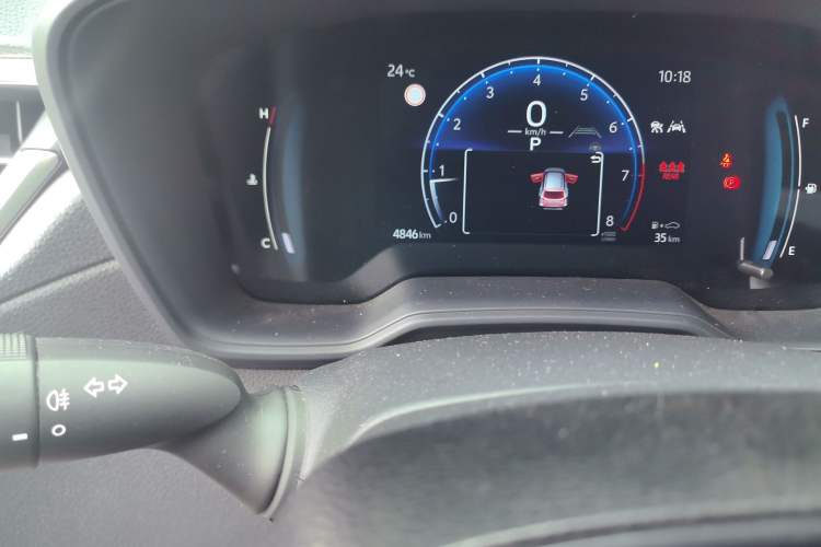 Used Toyota Corolla Cross 2023 2.0L Pioneer Edition
