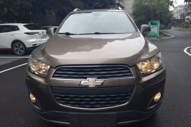Used Chevrolet Captiva 2015 2.4L 4x4 Flagship Edition 7-Seater
