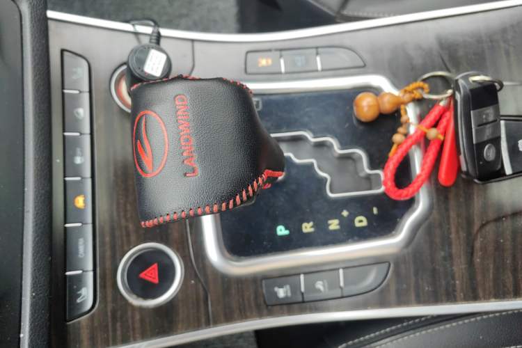 Used Land X7 2016 2.0T Panoramic Prestige Edition
