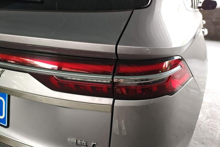 Used Geely Auto Monjaro L 2021 2.0TD DCT EVO Two-Wheel Drive Prestige Version Exterior 3