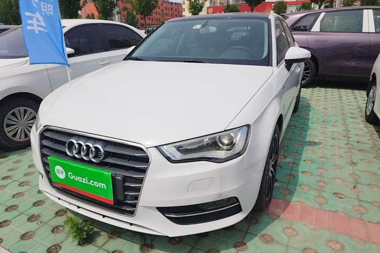 Used Audi A3 2014 Sportback 35 TFSI Automatic Comfort Model Guazi used car, China used car export, Used car for sale, Used  cars, Cheapest cars for sale