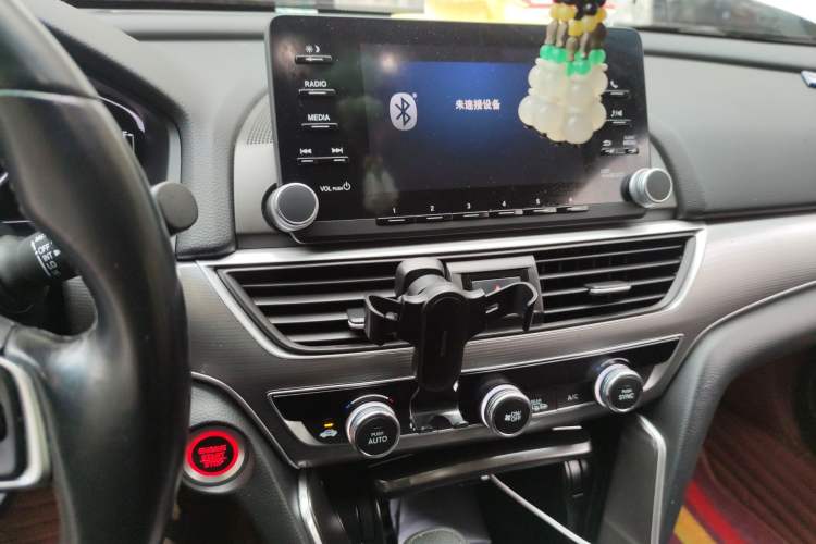 Used Honda Accord 2018 260TURBO Luxury Edition China V Emission Standard Audio And AC Panel