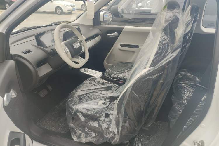 Used CHANGAN NEVO Lumin 2026 Model Treasure Edition 205km Beloved Beige Guoxuan Left Front Seat