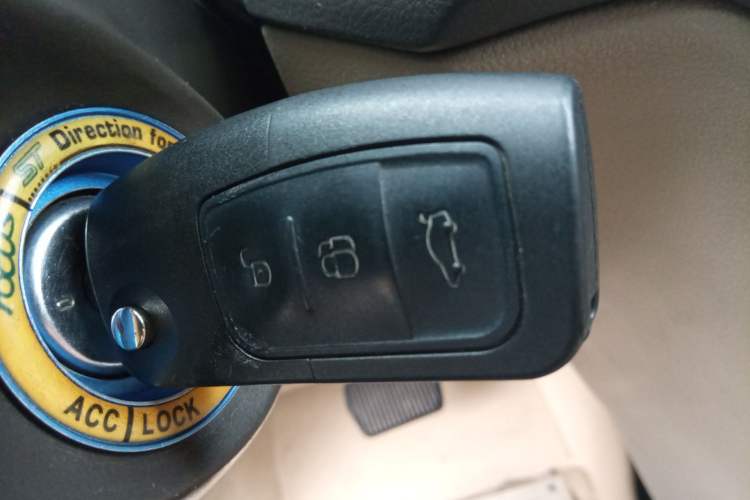 Used Ford Focus 2013 Sedan Classic 1.8L Automatic Base Model
