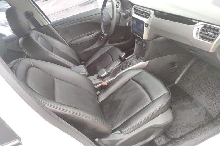 Used Peugeot 301 2018 1.6L Manual Comfort Edition
