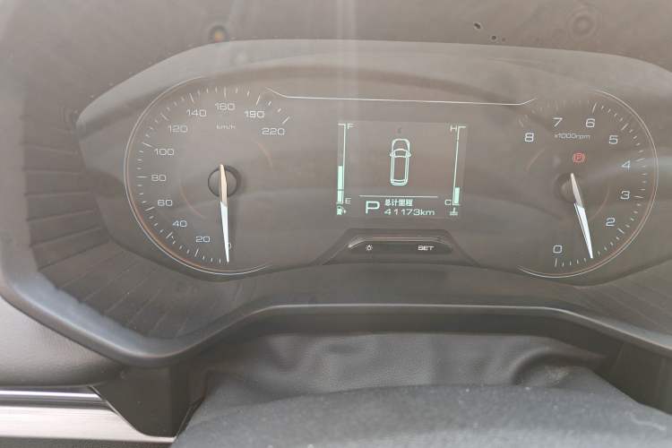 Used Wuling Jiachen 2022 1.5T CVT Deluxe Flagship Edition
