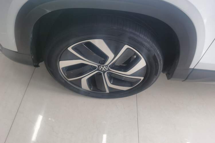 Used Volkswagen Tharu 2023 300TSI Two-Wheel-Drive Full Moon Edition