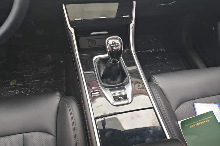 Used CHANGAN CS75 2021 Honor Million Edition 280T Manual Elite Model
