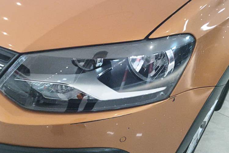 Used Volkswagen Polo 2014 1.6L Cross Polo Automatic