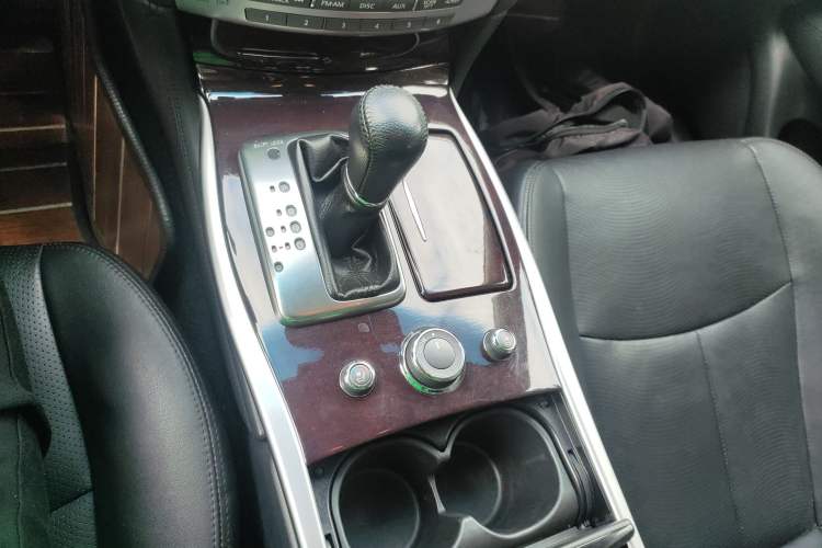 Used Infiniti Q70 2019 Q70L 2.0T Luxury Edition