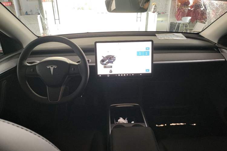 Used Tesla Model Y 2024 Rear-Wheel-Drive Version