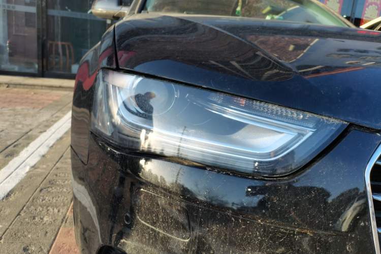 Used Audi A4L 2013 35 TFSI Automatic Standard Model Right Front Headlight