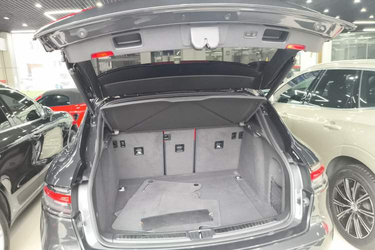 Used Porsche Macan 2022 Macan 2.0T
