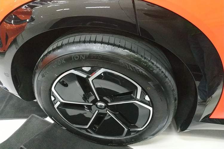 Used Xiaomi Auto YU7 2025 Ultra-Long Range Rear-Wheel Drive Version
