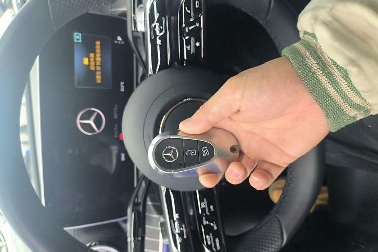 Used Mercedes-Benz C-Class 2022 C 260 L Obsidian Night Sport Edition Vehicle Key