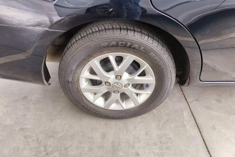 Used Nissan Sunny 2015 1.5XE Manual Comfort Edition Right Rear Wheel Hub