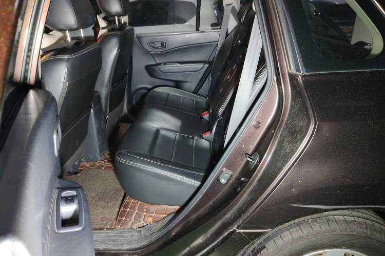 Used Renault Koleos 2014 2.0L Two-Wheel Drive Smart Edition Left Rear Seat